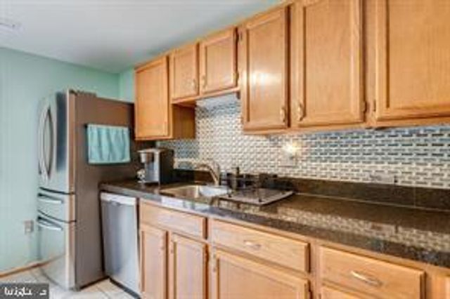 17 DEVON CT, Sterling, VA 20165
