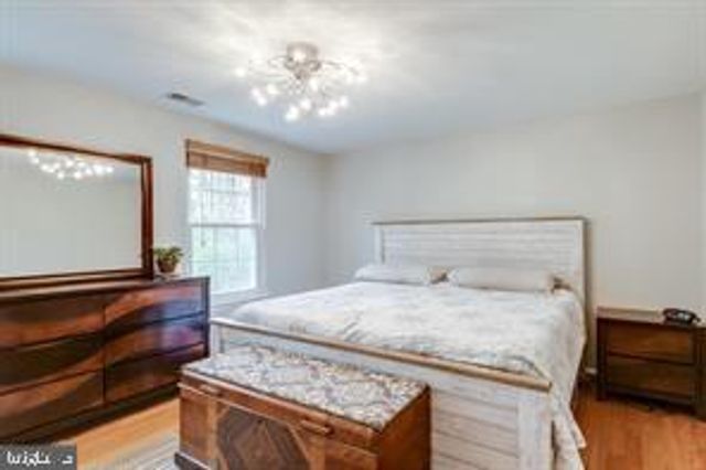 17 DEVON CT, Sterling, VA 20165