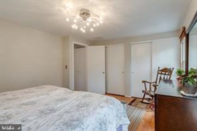 17 DEVON CT, Sterling, VA 20165