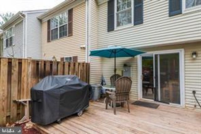 17 DEVON CT, Sterling, VA 20165