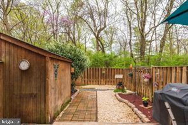 17 DEVON CT, Sterling, VA 20165