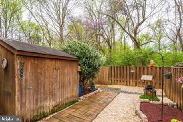 17 DEVON CT, Sterling, VA 20165