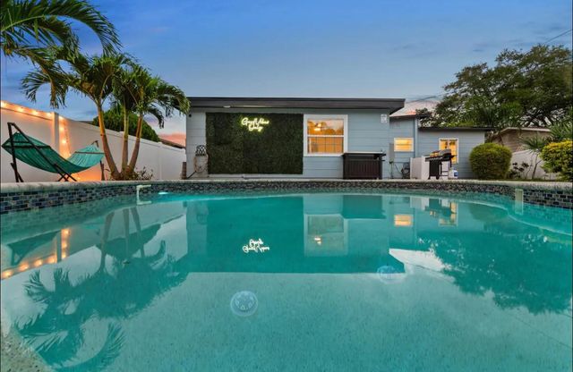 6650 4TH AVENUE N, St Petersburg, FL 33710