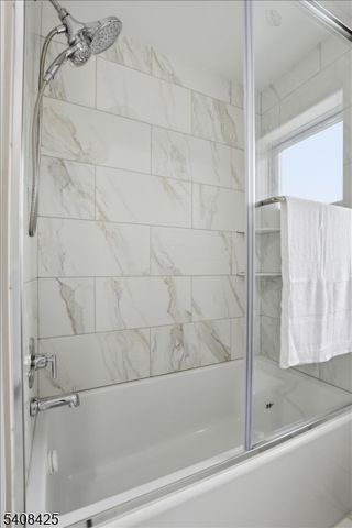 16 White Ter, Newark City, NJ 07108