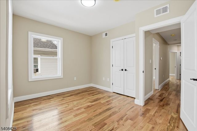 16 White Ter, Newark City, NJ 07108