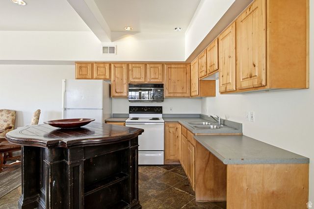 1716 W FOX BAY DR #H204, Heber City, UT 84032