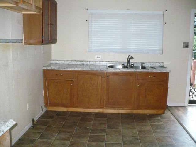 140 CENTER ST, Ripley, TN 38063