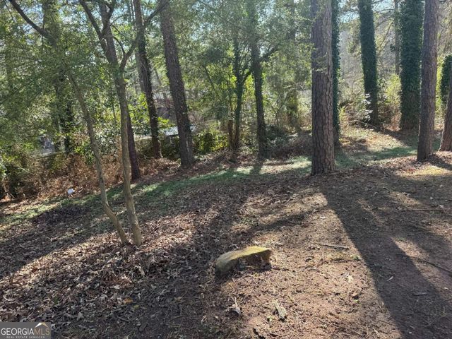 3705 Daisy Drive, Decatur, GA 30032