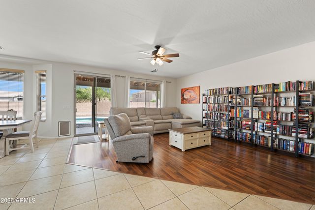 3216 W Lynne Lane, Phoenix, AZ 85041