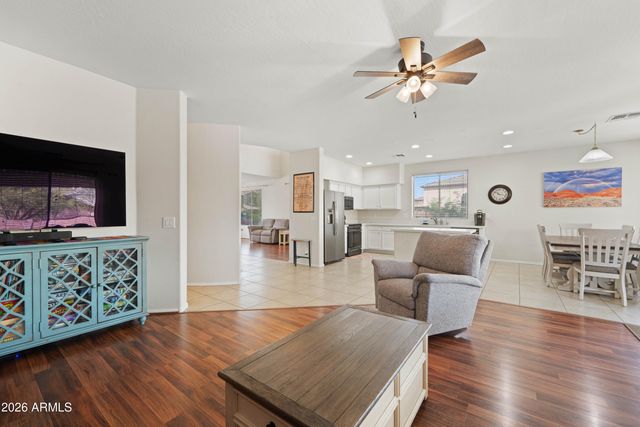 3216 W Lynne Lane, Phoenix, AZ 85041