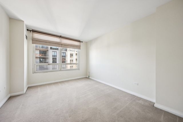 33 W Ontario Street 25H, Chicago, IL 60654