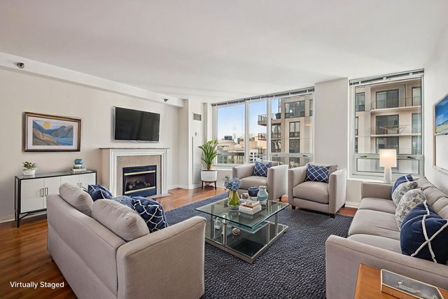 33 W Ontario Street 25H, Chicago, IL 60654