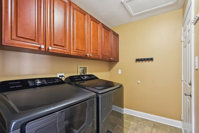 8218 Cobblestone Drive 3D, Palos Hills, IL 60465