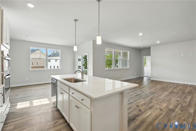 8761 Centerline Dr, Chesterfield, VA 23832