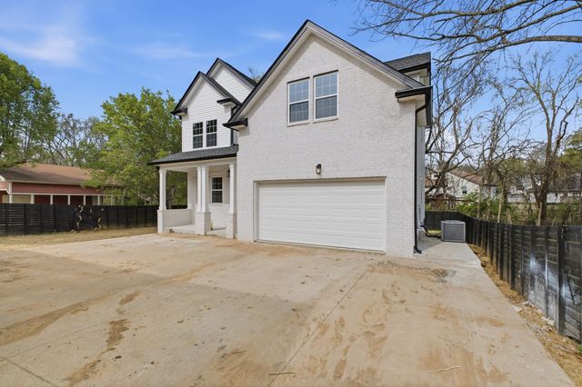 2722B Mossdale Dr, Nashville, TN 37217