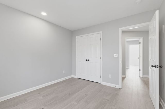 2722B Mossdale Dr, Nashville, TN 37217