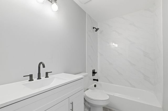 2722B Mossdale Dr, Nashville, TN 37217