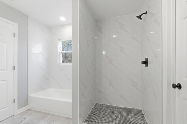 2722B Mossdale Dr, Nashville, TN 37217