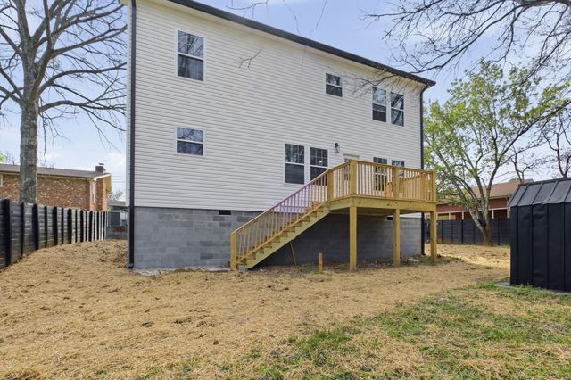 2722B Mossdale Dr, Nashville, TN 37217