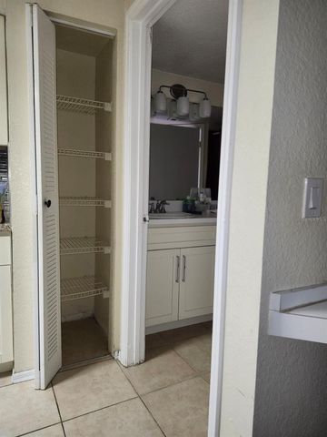 2210 GRAND CAYMAN COURT 1721, Kissimmee, FL 34741