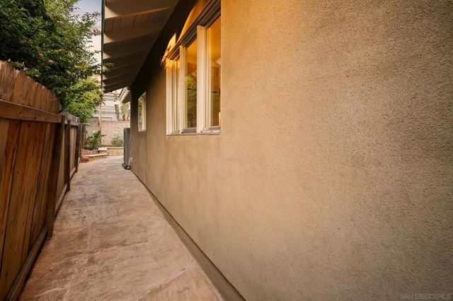 3051 2nd, San Diego, CA 92103