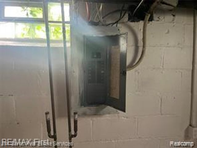 5050 Somerset Avenue, Detroit, MI 48224