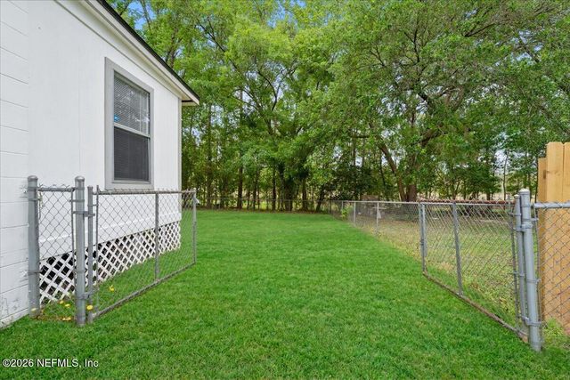 6238 PETTIFORD Drive W, Jacksonville, FL 32209