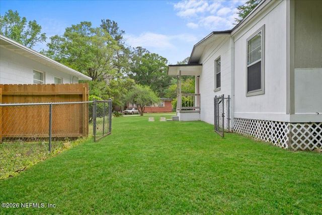 6238 PETTIFORD Drive W, Jacksonville, FL 32209