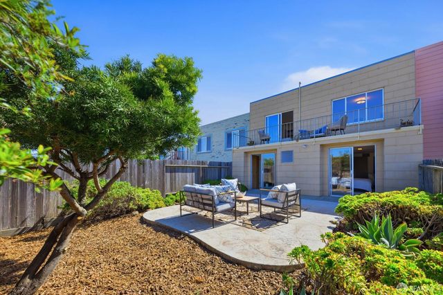 1955 18th Avenue, San Francisco, CA 94116