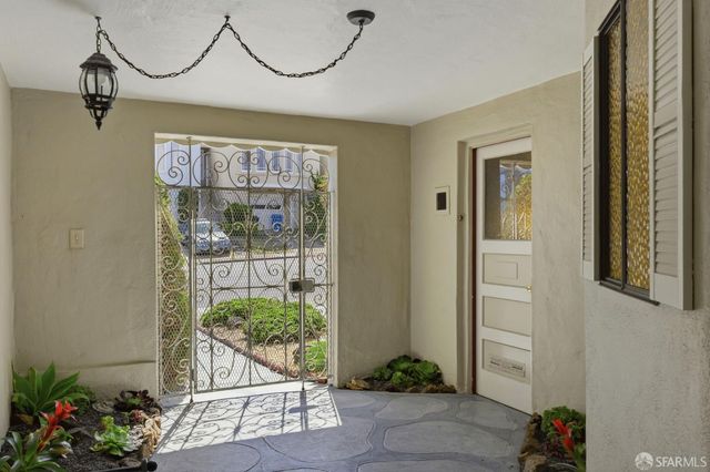 1955 18th Avenue, San Francisco, CA 94116