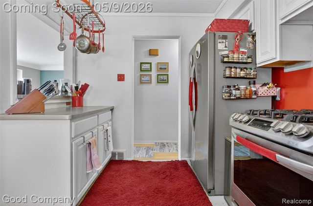 2957 Royal Avenue, Berkley, MI 48072