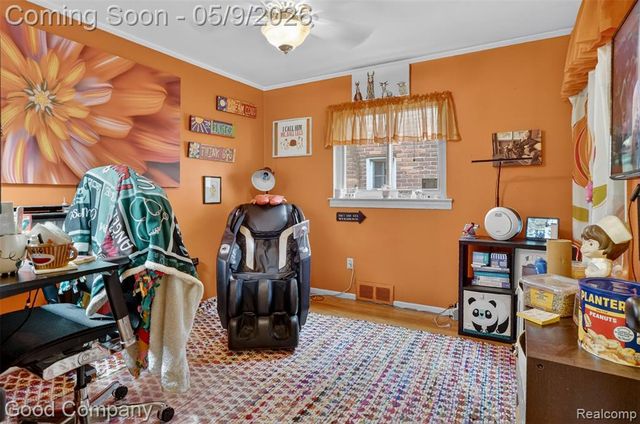 2957 Royal Avenue, Berkley, MI 48072