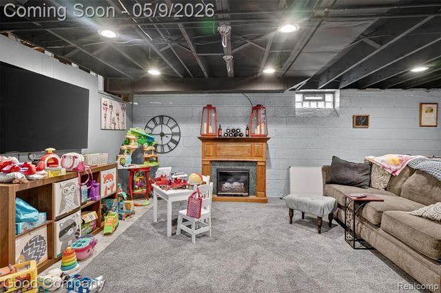 2957 Royal Avenue, Berkley, MI 48072