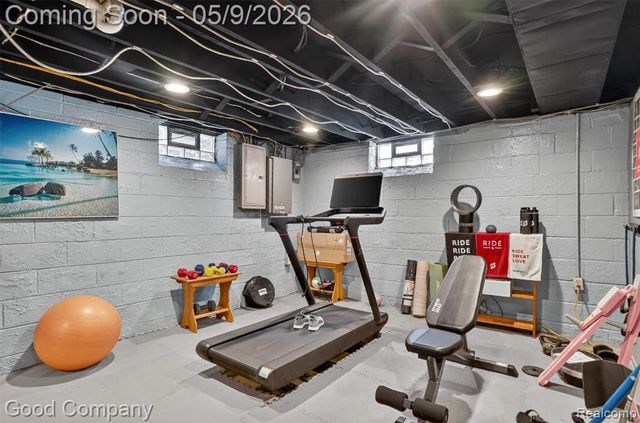 2957 Royal Avenue, Berkley, MI 48072