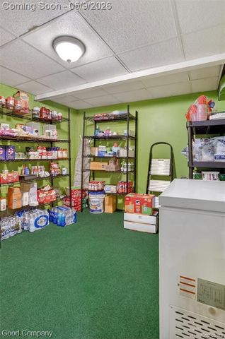 2957 Royal Avenue, Berkley, MI 48072