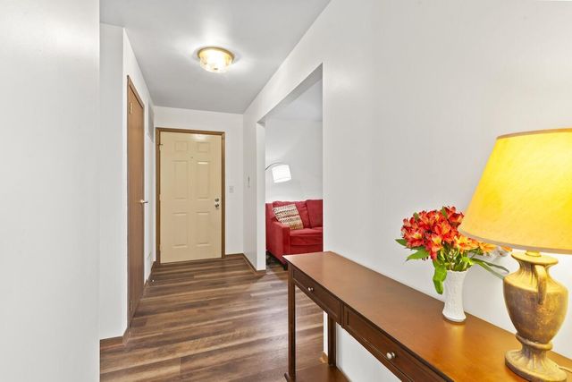 650 Dundee LANE, Hartland, WI 53029