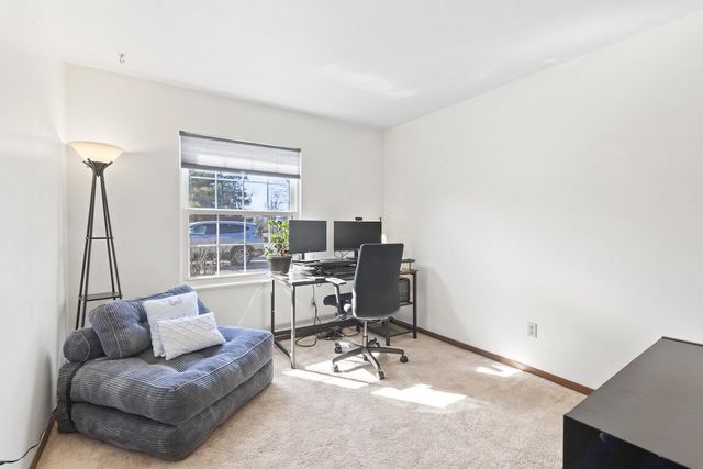 650 Dundee LANE, Hartland, WI 53029