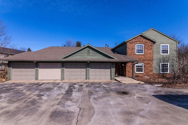 650 Dundee LANE, Hartland, WI 53029