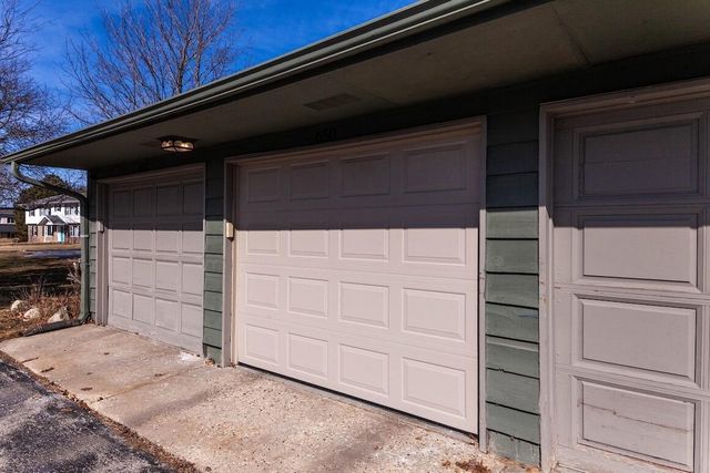 650 Dundee LANE, Hartland, WI 53029