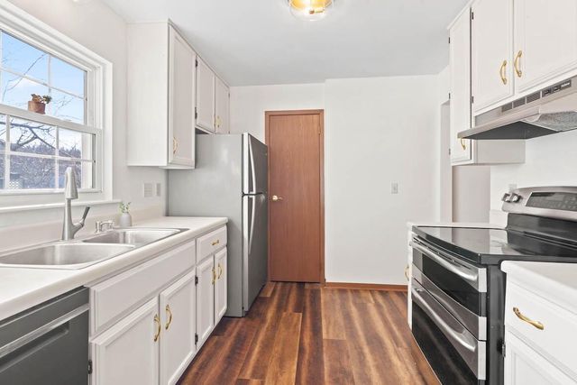 650 Dundee LANE, Hartland, WI 53029