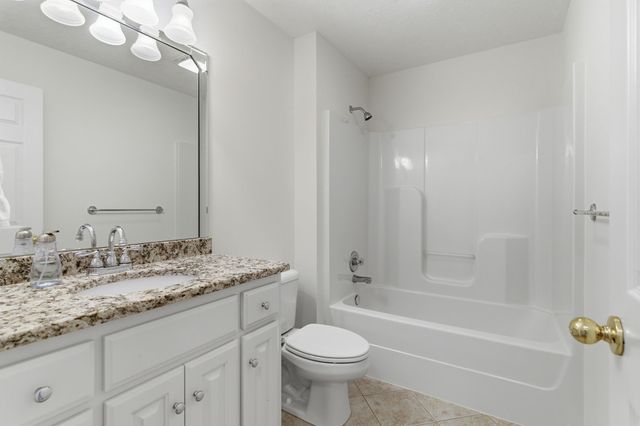 235 Osprey Dr, Gallatin, TN 37066