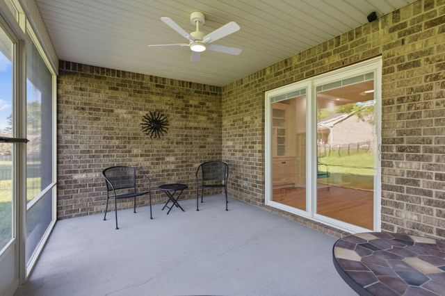 235 Osprey Dr, Gallatin, TN 37066