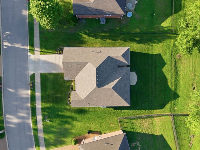 235 Osprey Dr, Gallatin, TN 37066