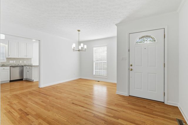 235 Osprey Dr, Gallatin, TN 37066