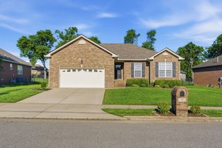 235 Osprey Dr, Gallatin, TN 37066