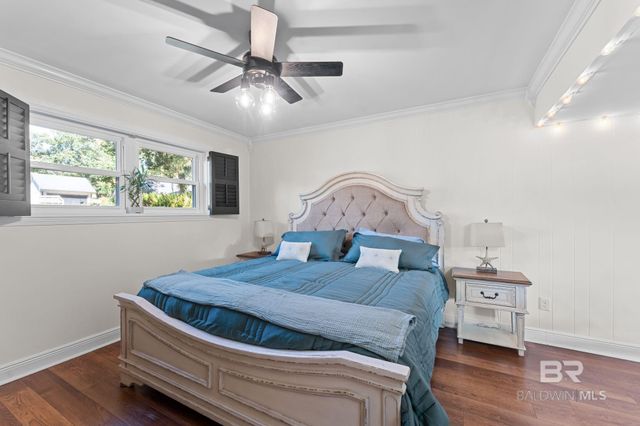 698 Cedar Avenue, Fairhope, AL 36532