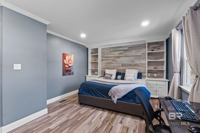 698 Cedar Avenue, Fairhope, AL 36532