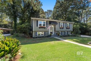 698 Cedar Avenue, Fairhope, AL 36532