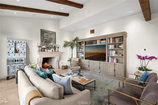 2100 Crestview Drive, Laguna Beach, CA 92651