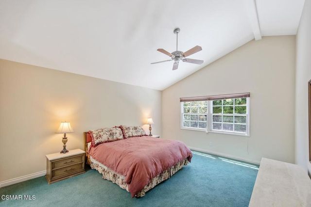 23056 Park Privado, Calabasas, CA 91302
